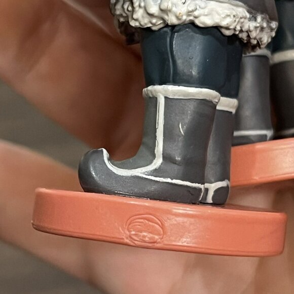 2 Disney Animators Collection Disney Store Frozen Kristoff Figures - Picture 16 of 16